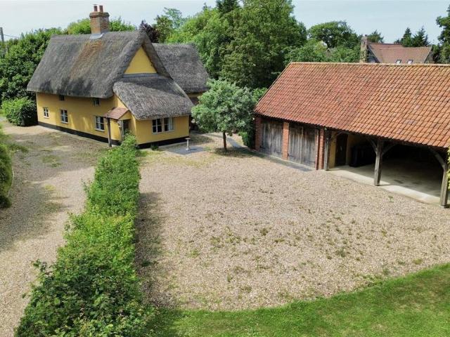 House for sale in Bedingfield, Suffolk