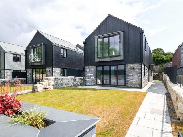 House for sale in St. Austell Bay, Cornwall