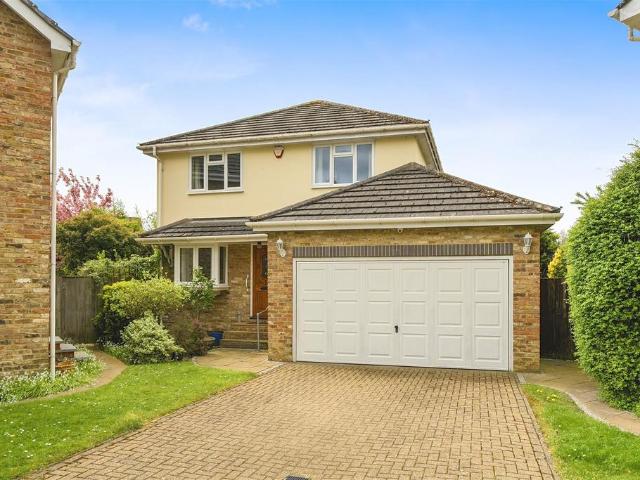 House for sale in London Borough of Hillingdon, Greater London