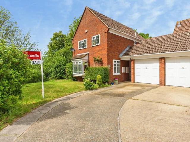 House for sale in Bedford