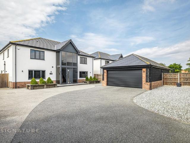 House for sale in Crostwick, Norfolk
