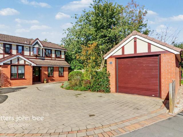 House for sale in Packmoor, Stoke-on-Trent