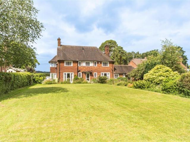 House for sale in Kingsley Moor, Staffordshire