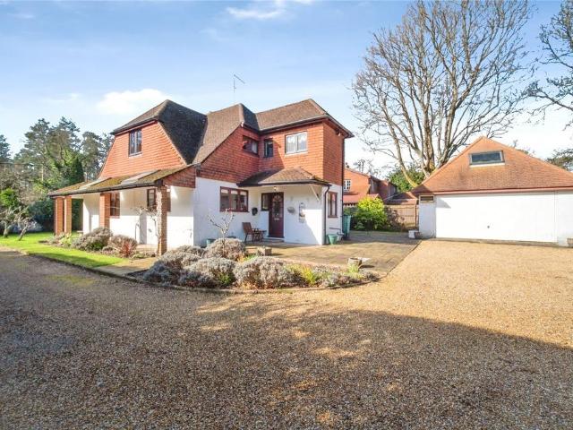 House for sale in Rushmoor, Fole