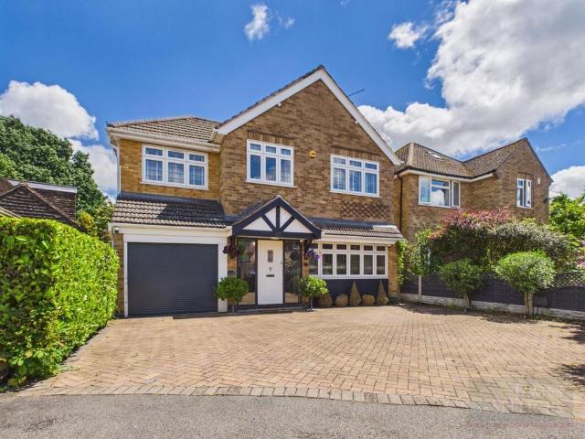 House for sale in Oadby, Leicestershire