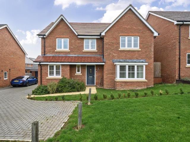 House for sale in Steeple Claydon, Isle Of Man