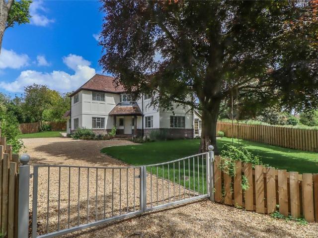 House for sale in Porton, Wiltshire