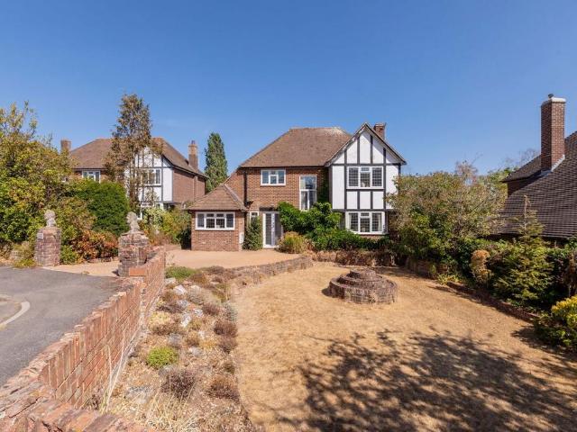 House for sale in Bray Wick, Maidenhead
