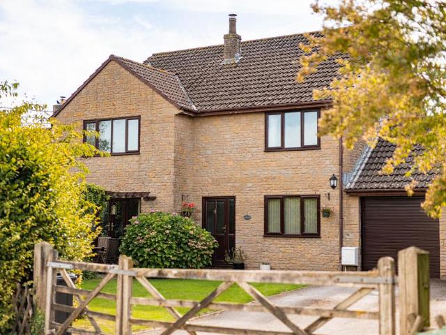 House for sale in Hallatrow, High Littleton
