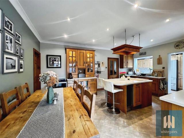 House for sale in Heckmondwike, West Yorkshire
