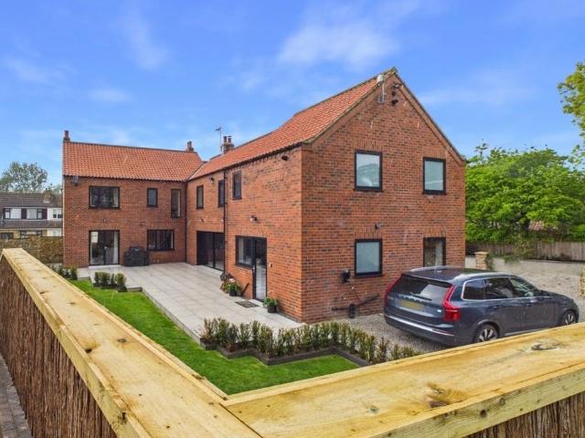 House for sale in South Newbald, East Riding Of Yorkshire