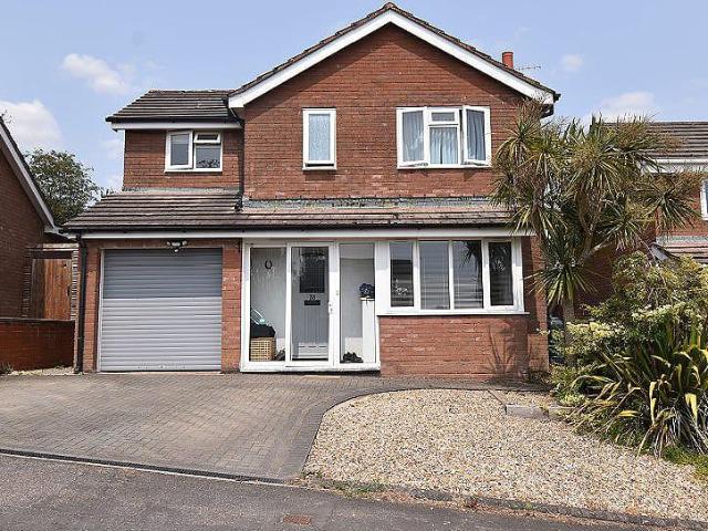 House for sale in Watergate, Devon