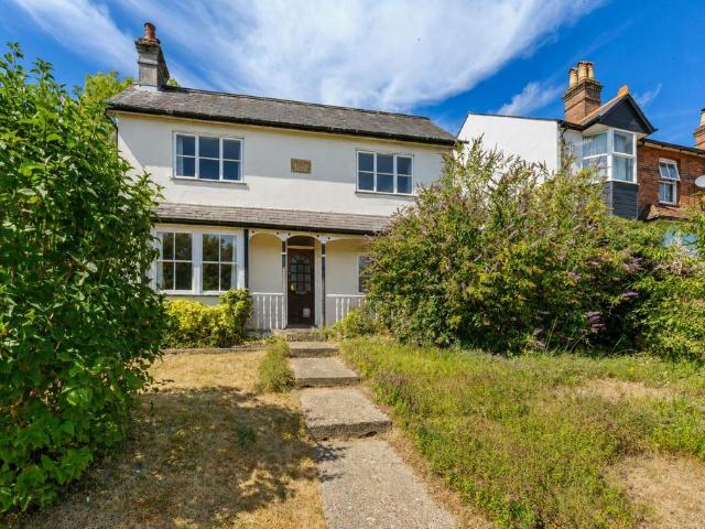 House for sale in High Wycombe Community Board, High Wycombe