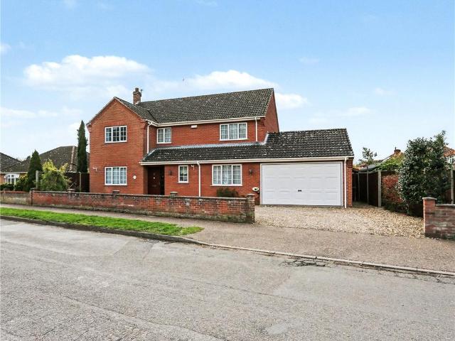 House for sale in Crostwick, Norfolk