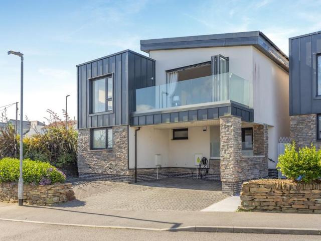 House for sale in Penwartha Coombe, Cornwall