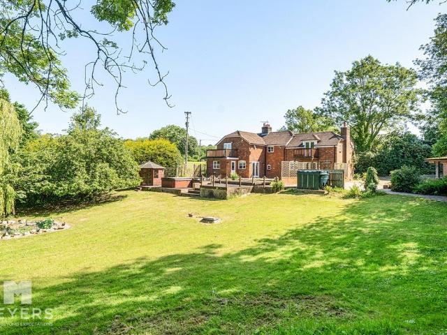 House for sale in Corfe Mullen