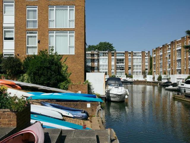 House for sale in Hampton Wick, Greater London