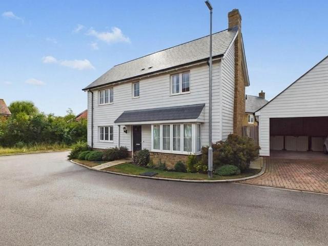 House for sale in Finberry, Ashford