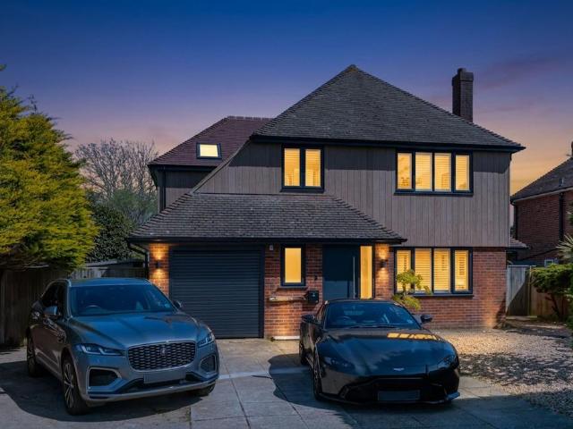 House for sale in Kingston, Clapham