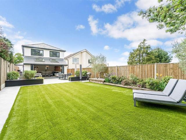 House for sale in Spring Vale, Hampshire