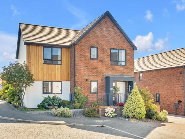 House for sale in Cabus, Lancashire