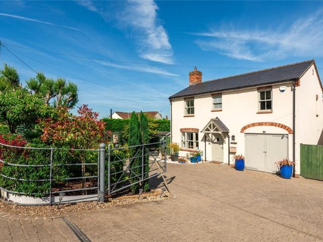 House for sale in Ridgmont, Bedfordshire