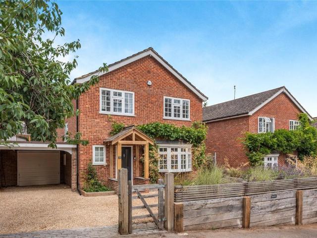 House for sale in Wrecclesham, Fole