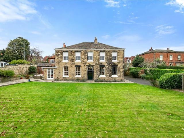 House for sale in Horbury, West Yorkshire
