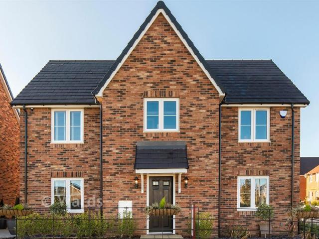 House for sale in Mill Hill, Ash