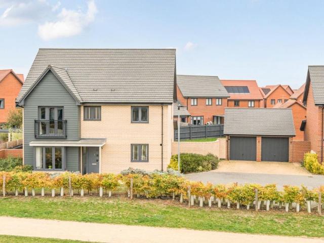 House for sale in Bedford