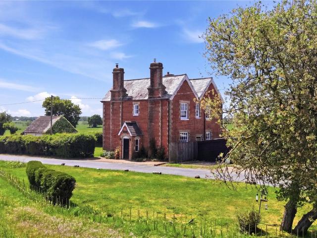House for sale in Duton Hill, Essex