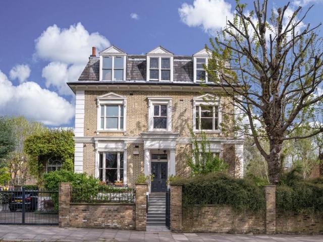 House for sale in South Hampstead, Greater London