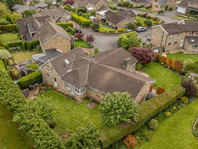 House for sale in Cowcliffe, Huddersfield