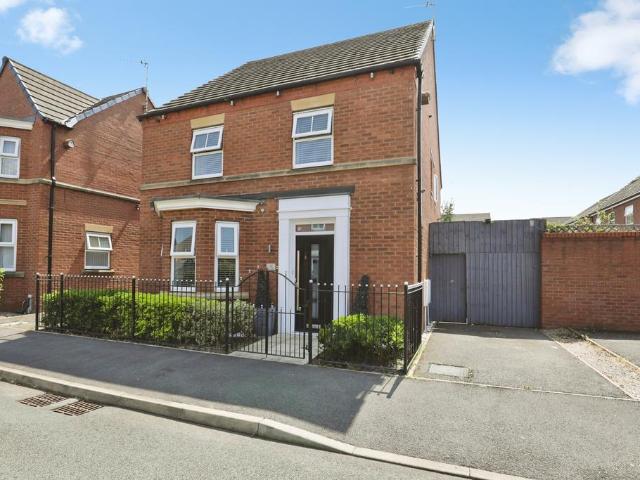 House for sale in Calderstones