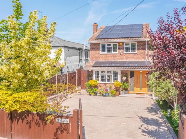 House for sale in Hockley, Hawkwell