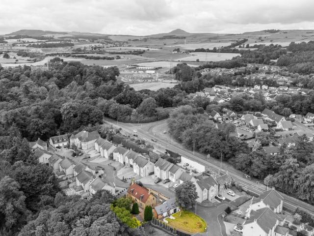 House for sale in Whinnyknowe, Caskieberran