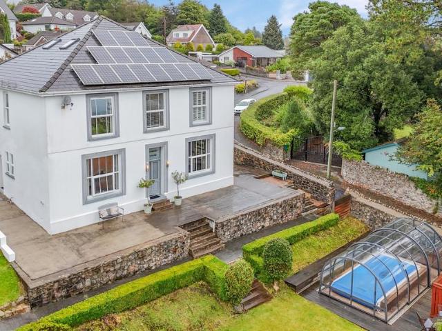 House for sale in Vaynor, Wales