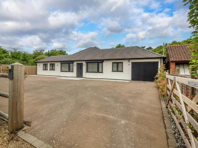 Bungalow for sale in Crostwick, Norfolk