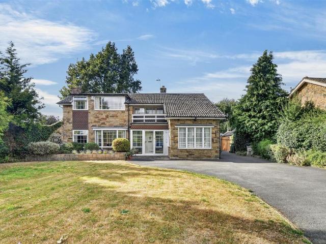 House for sale in Escrick, North Yorkshire
