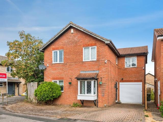 House for sale in Swindon
