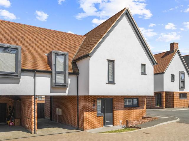 House for sale in Duton Hill, Essex