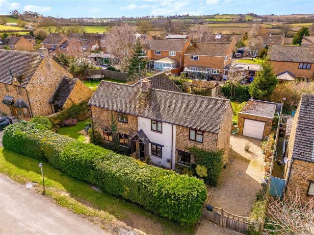 House for sale in Evershot, Oxfordshire