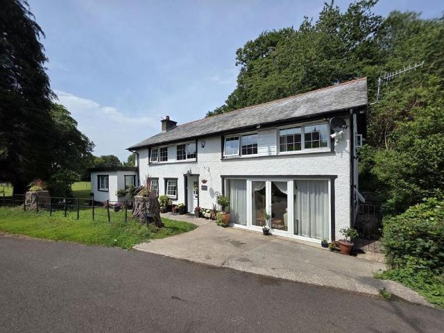 House for sale in Gilwern, Wales