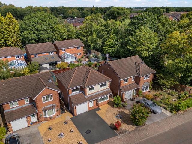 House for sale in Sandymoor, Halton