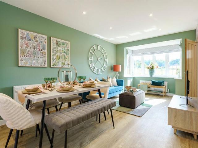 House for sale in Hounsome Fields, Priest Down