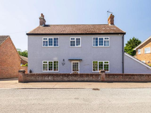 House for sale in Belton with Browston, Stokesby