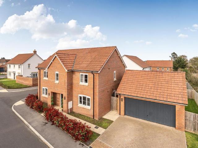 House for sale in North Petherton, Somerset