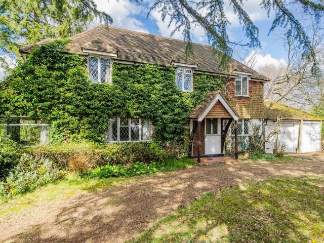 House for sale in Red Hill, Surrey