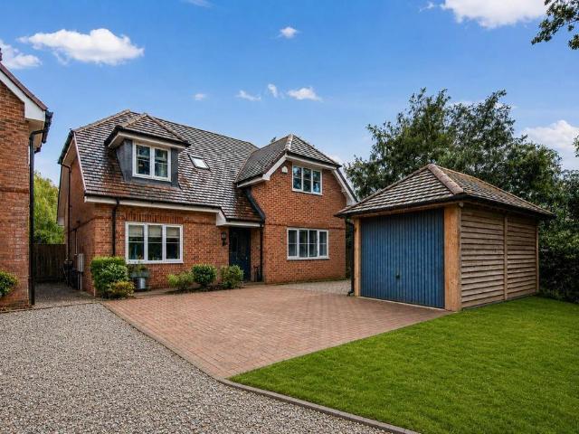 House for sale in Spring Vale, Hampshire