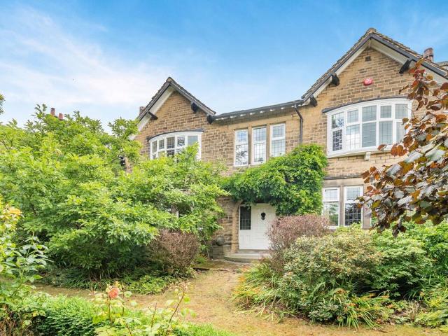 House for sale in Beaumont Park, Armitage Bridge